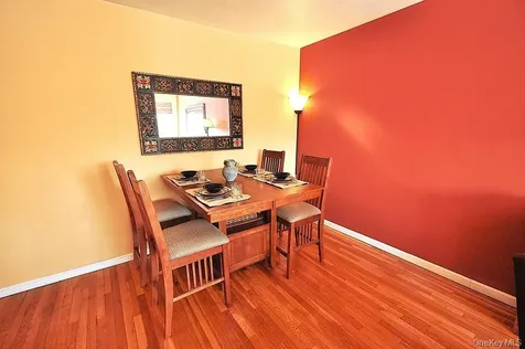4 Wildwood Road Hartsdale NY 10530