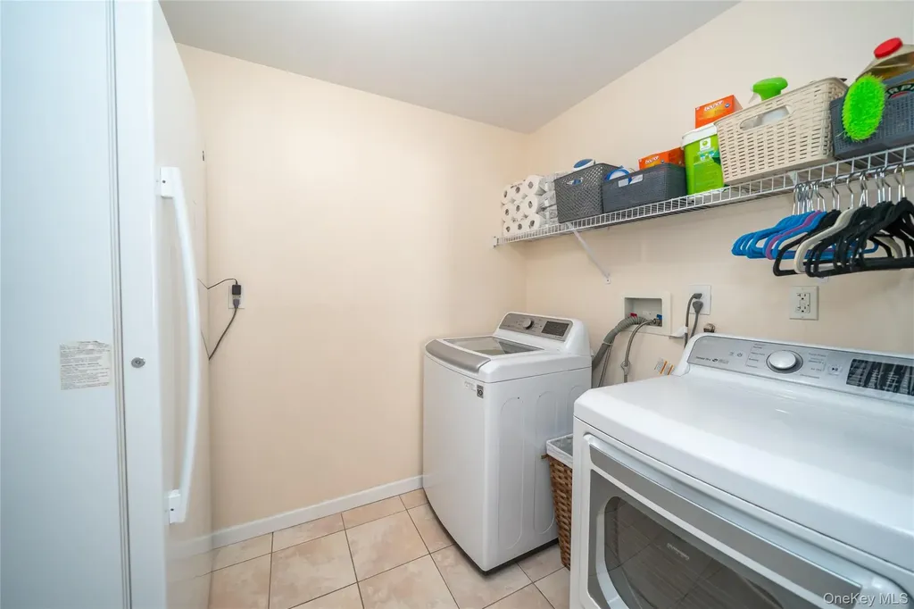 4 Rose Garden Way Monsey NY 10952