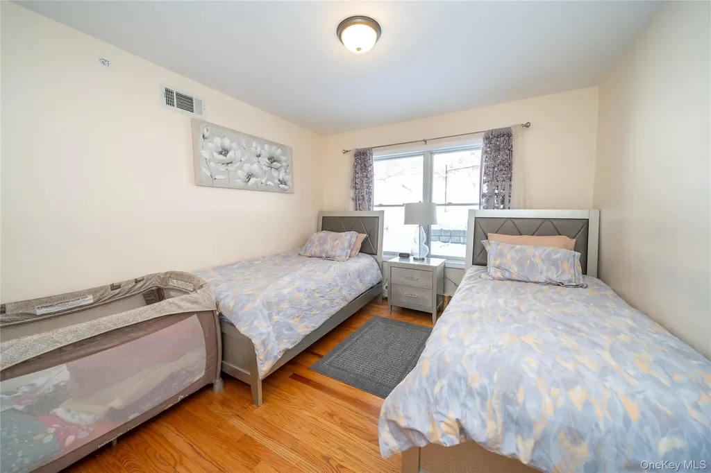 4 Rose Garden Way Monsey NY 10952