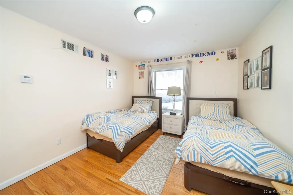 4 Rose Garden Way Monsey NY 10952