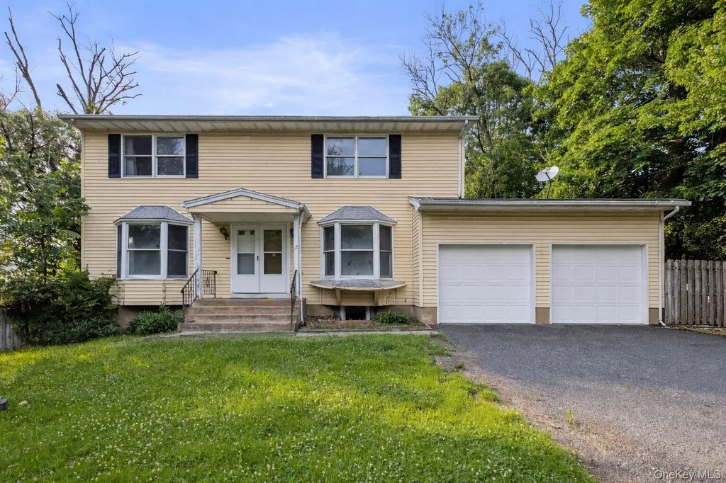 12 Gillis Avenue Nyack NY 10960