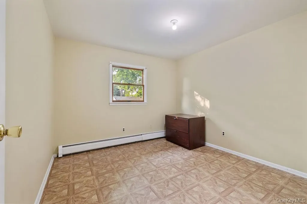 12 Gillis Avenue Nyack NY 10960