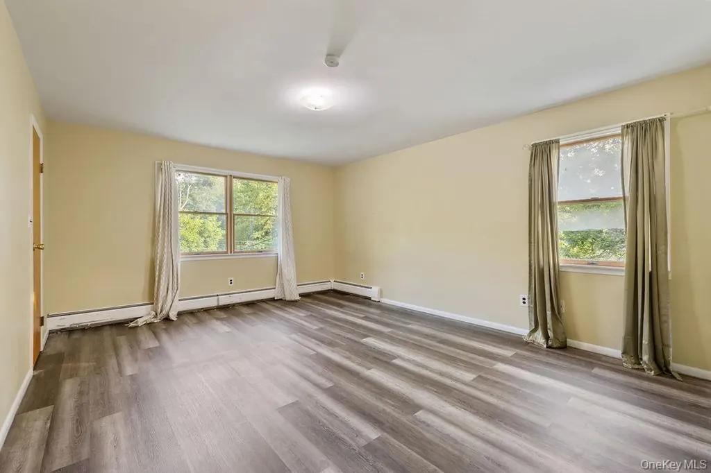 12 Gillis Avenue Nyack NY 10960
