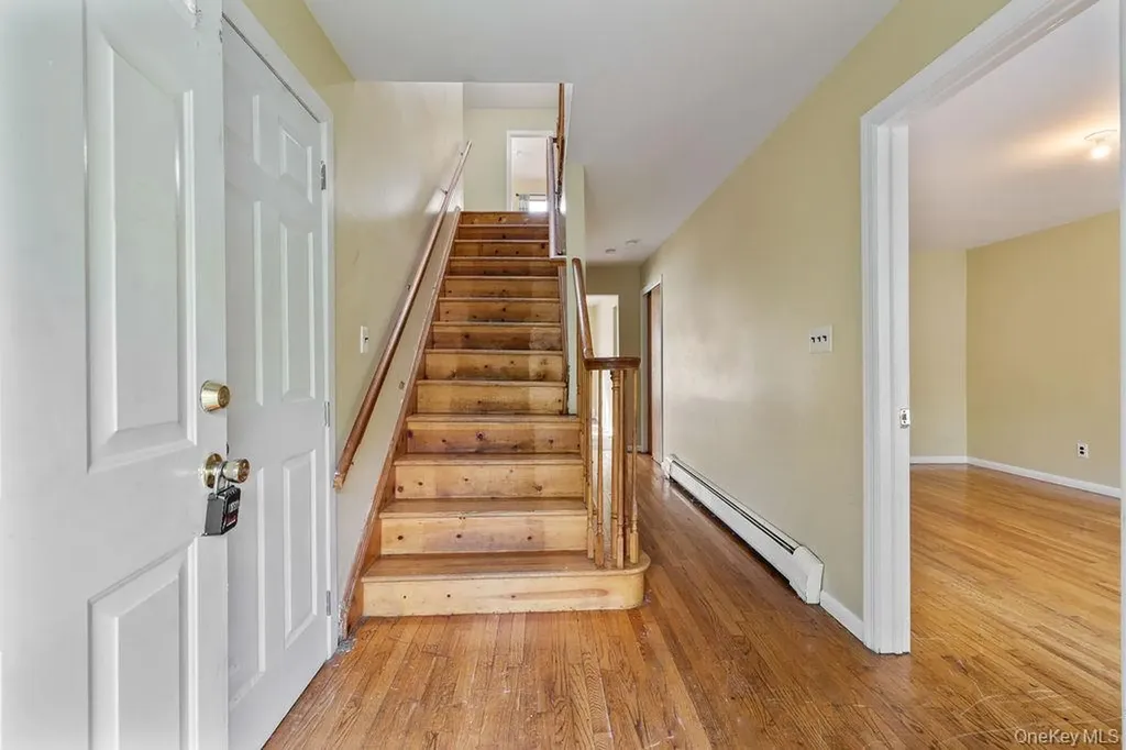 12 Gillis Avenue Nyack NY 10960