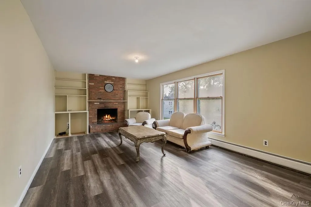 12 Gillis Avenue Nyack NY 10960