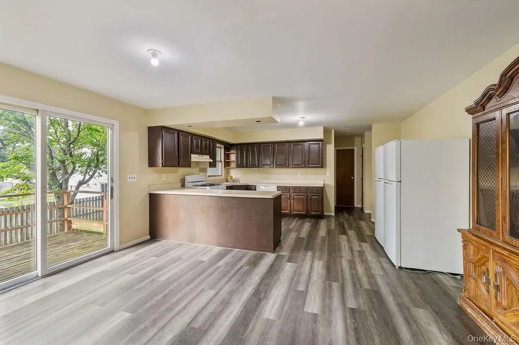 12 Gillis Avenue Nyack NY 10960