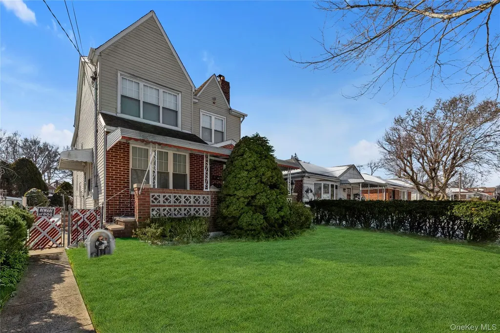 157-22 25th Drive Flushing NY 11354