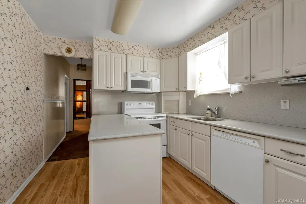 157-22 25th Drive Flushing NY 11354