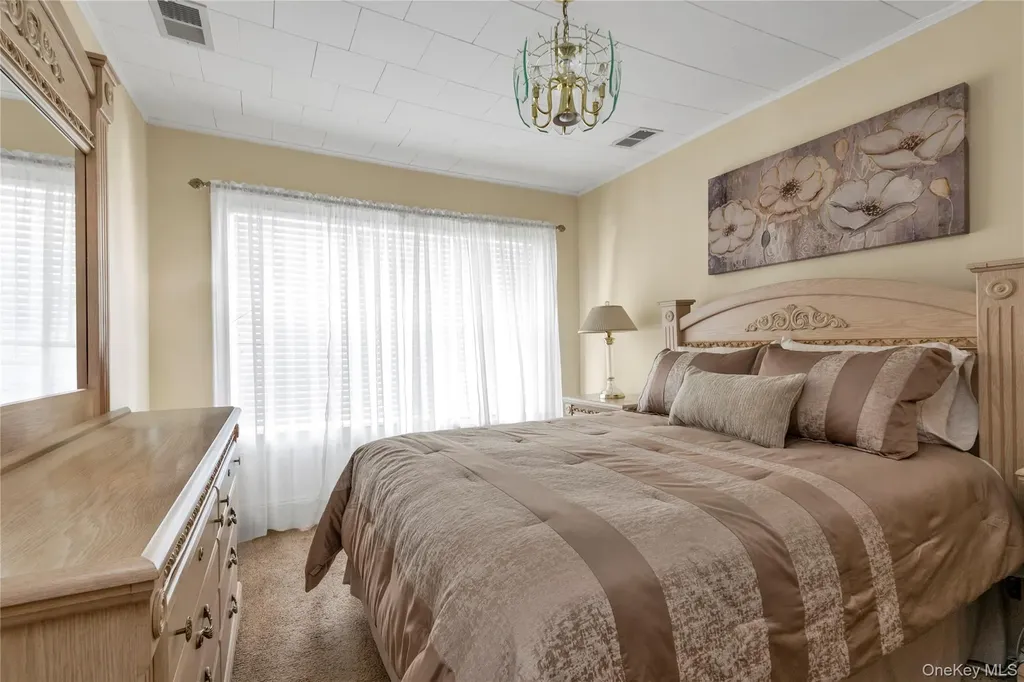 157-22 25th Drive Flushing NY 11354