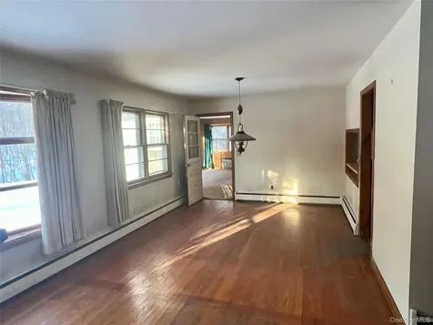 35 Sandi Drive Poughkeepsie NY 12603