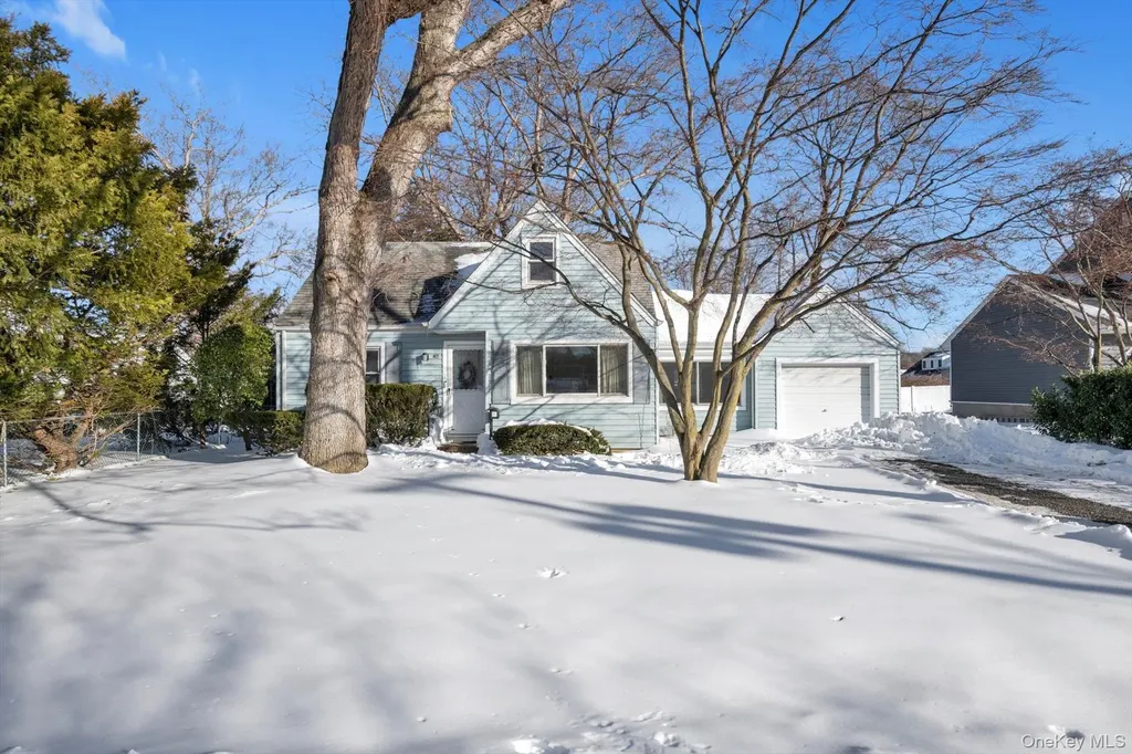76 Burt Avenue Northport NY 11768