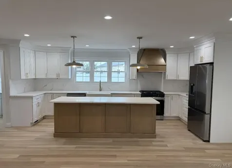26 Essex Road Bethpage NY 11714