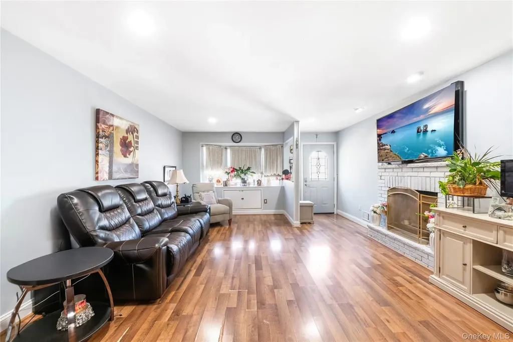 588 Yetman Avenue Staten Island NY 10307