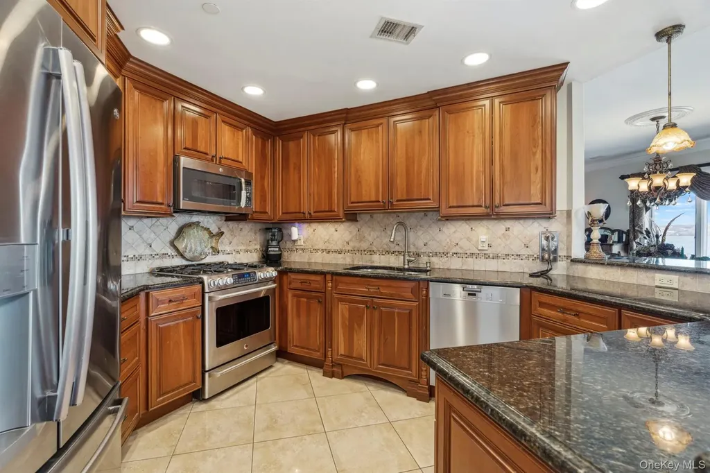 207 Devries Court Piermont NY 10968