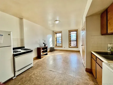 120 Bergen Street N Brooklyn NY 11201
