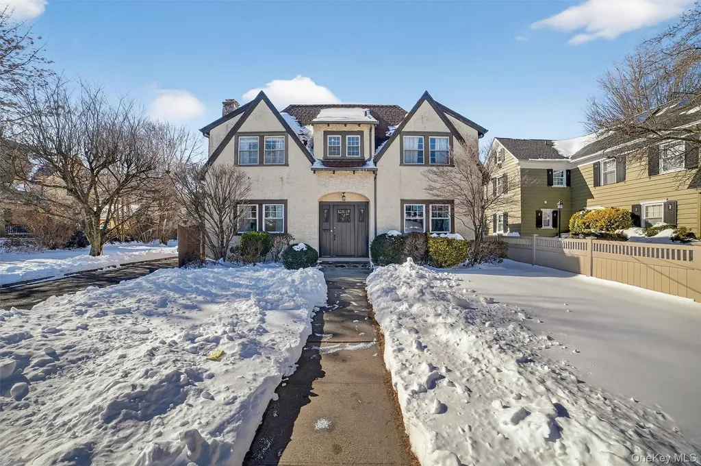 676 Webster Avenue New Rochelle NY 10801