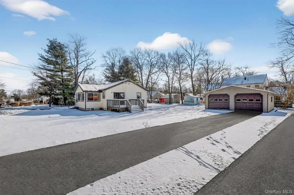 111 Lake Region Boulevard Monroe NY 10950