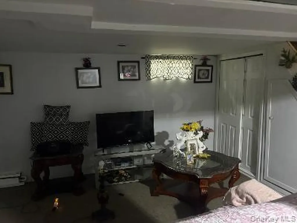 980 Wallace Avenue North Baldwin NY 11510