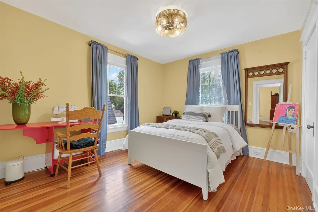 13 Parkwood Boulevard Poughkeepsie NY 12603