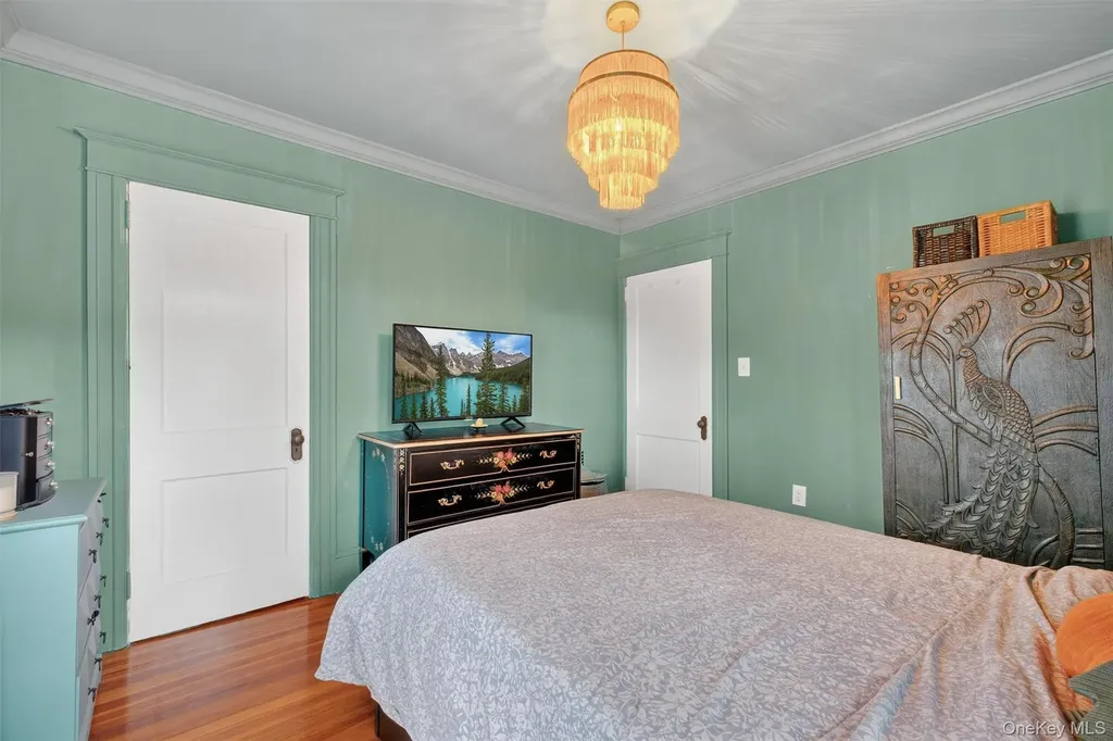 13 Parkwood Boulevard Poughkeepsie NY 12603