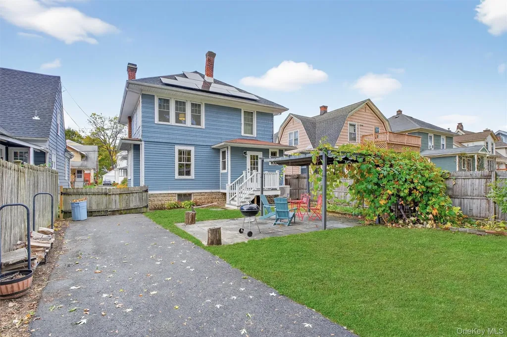 13 Parkwood Boulevard Poughkeepsie NY 12603
