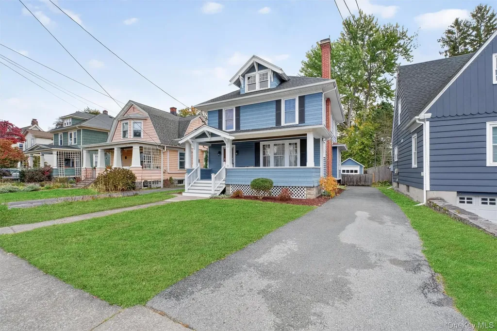 13 Parkwood Boulevard Poughkeepsie NY 12603