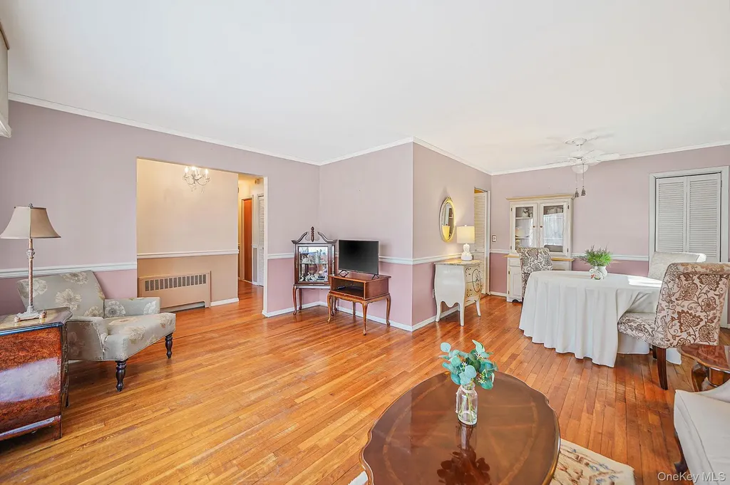 2009 Newbridge Road Bellmore NY 11710