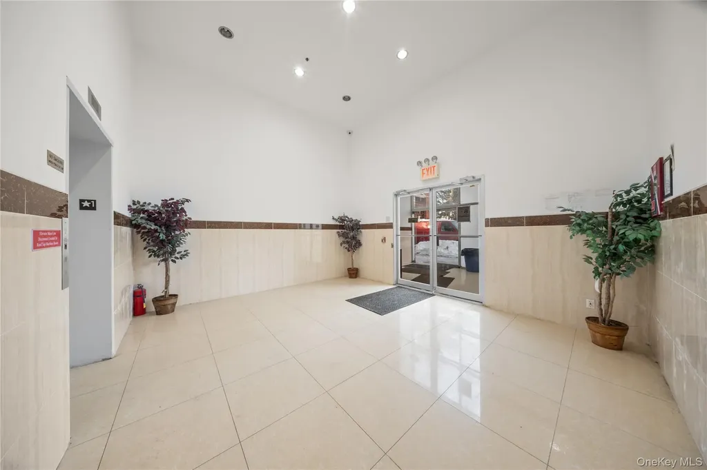 141-52 33rd Avenue Flushing NY 11354