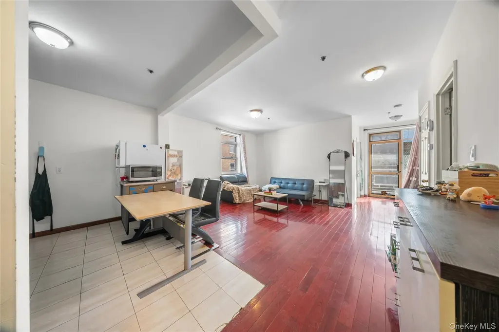 141-52 33rd Avenue Flushing NY 11354