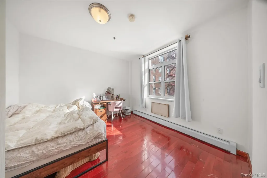 141-52 33rd Avenue Flushing NY 11354