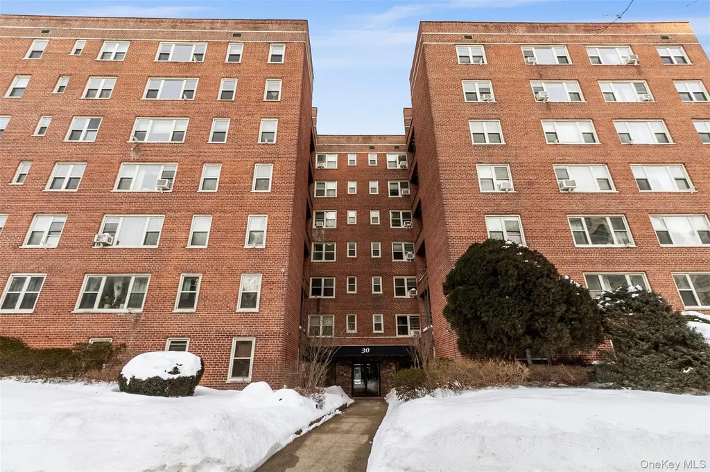 30 N Broadway White Plains NY 10601