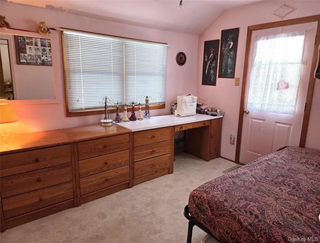 22 Hill Road Saint James NY 11780