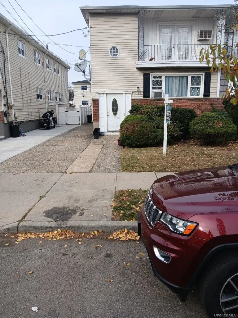 255-29 149th Road Rosedale NY 11422