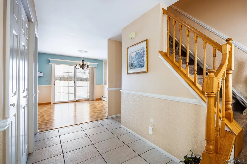 125 Northgate Circle Baiting Hollow NY 11933