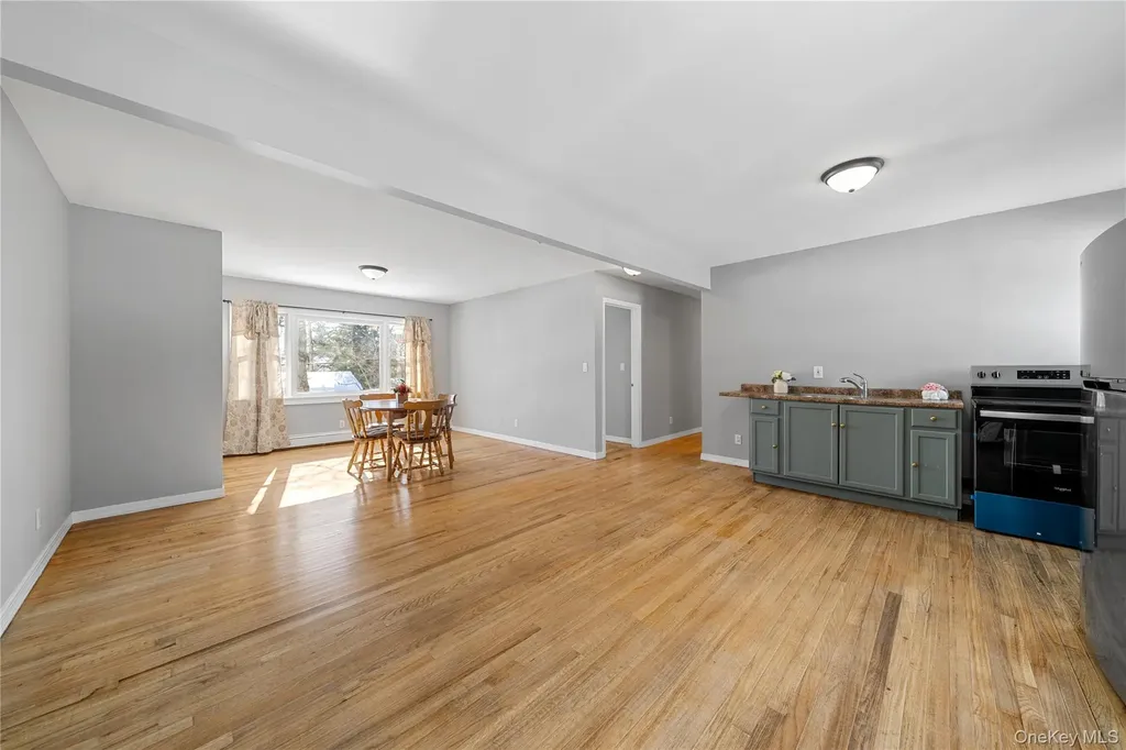 165 5th Street Saint James NY 11780