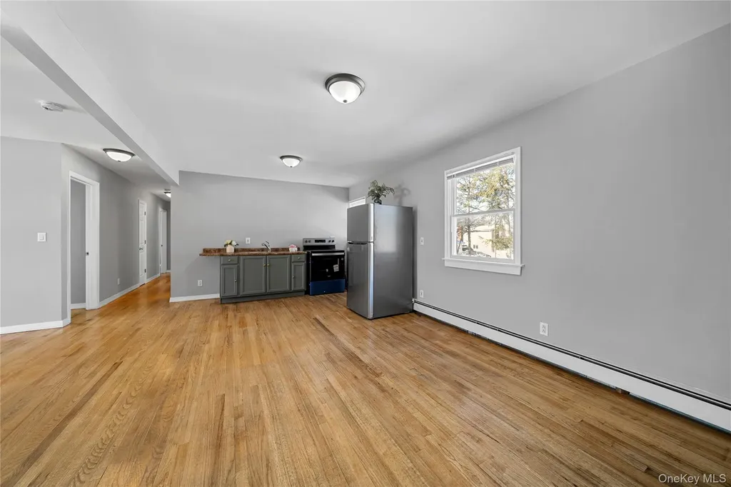 165 5th Street Saint James NY 11780