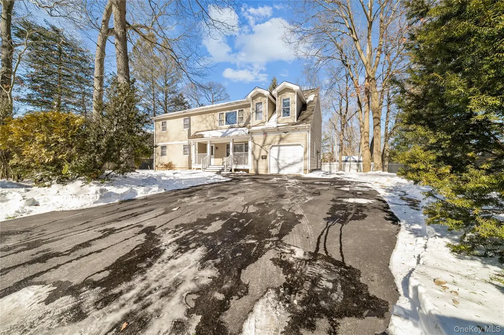 165 5th Street Saint James NY 11780
