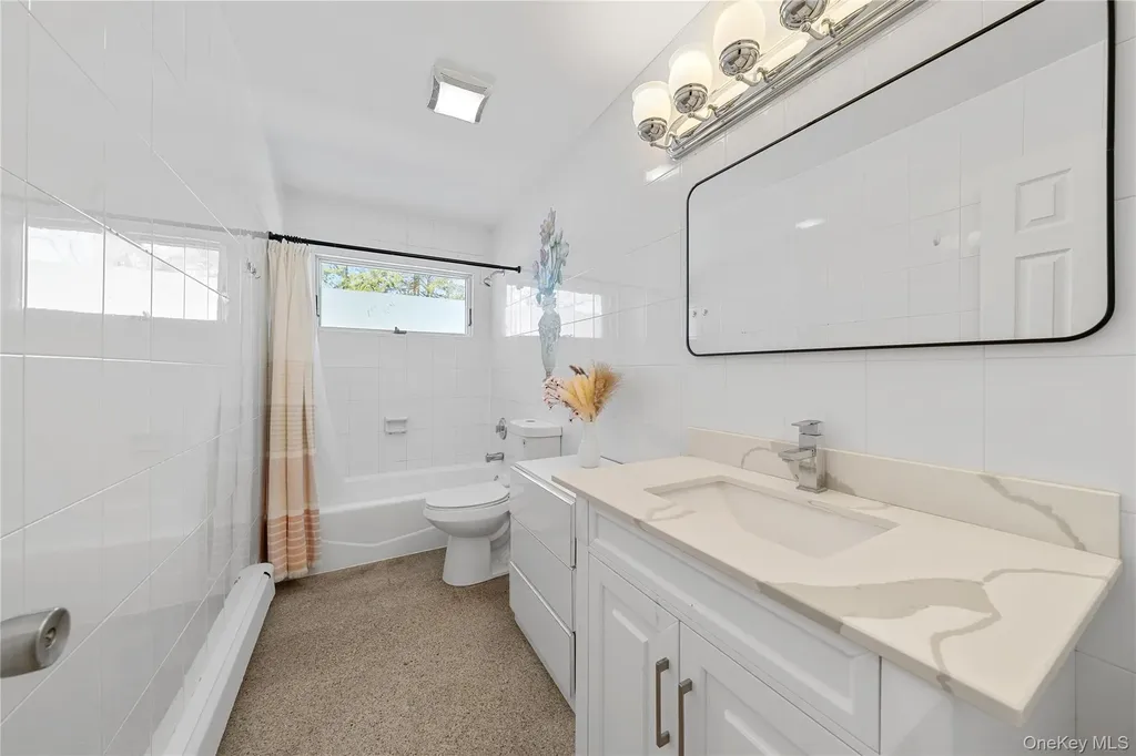165 5th Street Saint James NY 11780