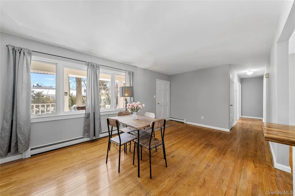 165 5th Street Saint James NY 11780