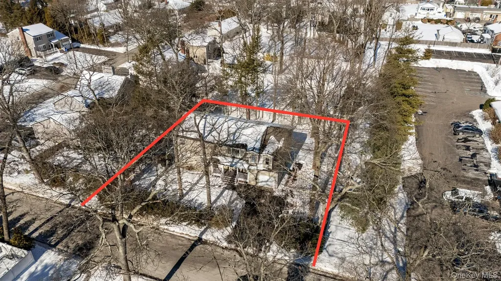 165 5th Street Saint James NY 11780