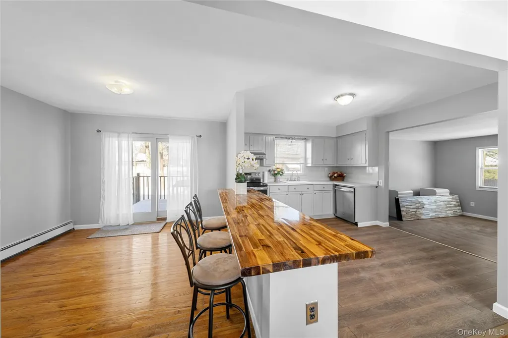 165 5th Street Saint James NY 11780