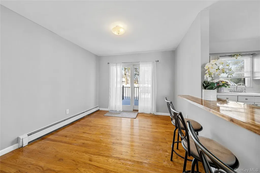 165 5th Street Saint James NY 11780