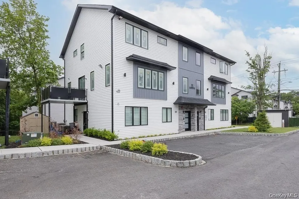 15 Old Nyack Turnpike Monsey NY 10952