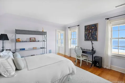 165 Lily Pond Lane East Hampton NY 11937
