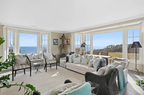 165 Lily Pond Lane East Hampton NY 11937
