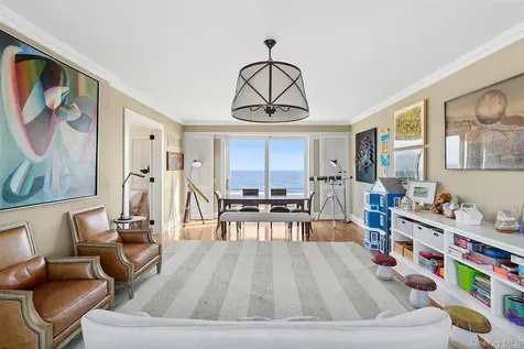 165 Lily Pond Lane East Hampton NY 11937