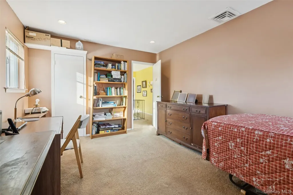 10 Sarah Drive Dix Hills NY 11746