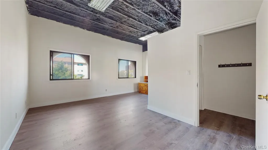 166 W Park Avenue Long Beach NY 11561