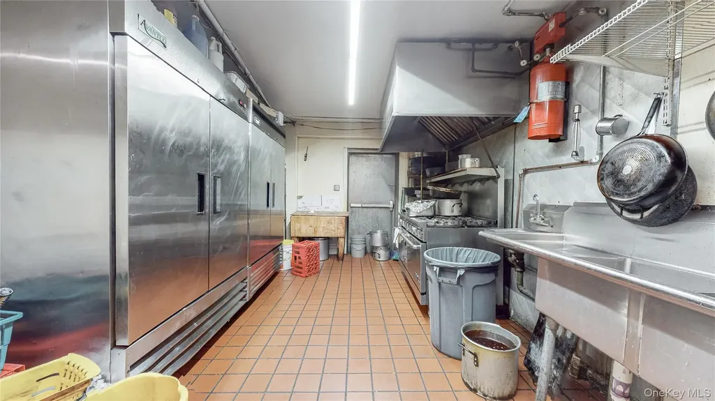 166 W Park Avenue Long Beach NY 11561