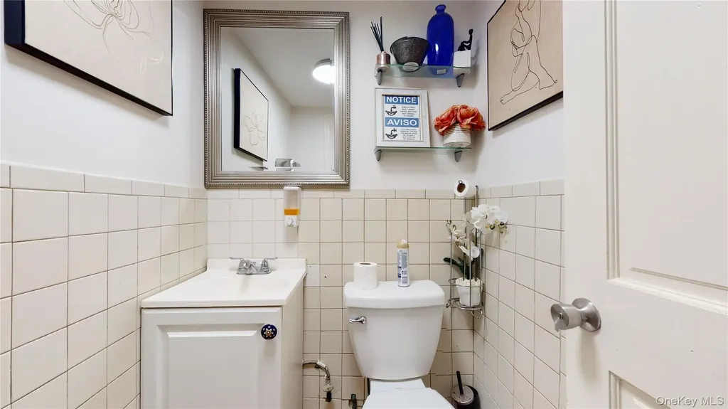 166 W Park Avenue Long Beach NY 11561